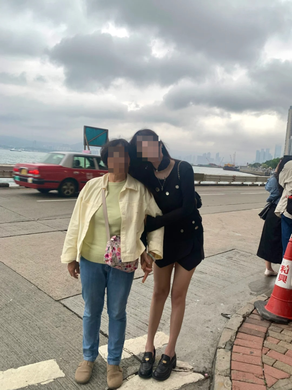 內地女來港沉浸式體驗物價 早餐/這價錢3件衫：沒有想像中貴 