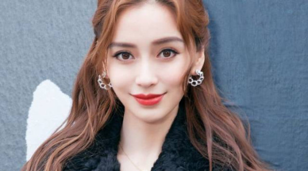 女人7種眉形解析性格運勢-高低眉