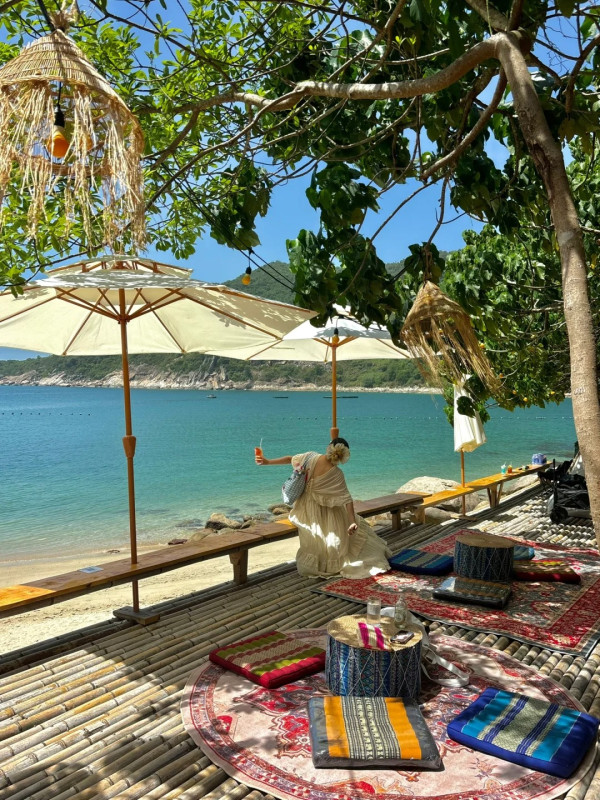 深圳懸崖海景隱世Cafe！望清澈玻璃海歎咖啡忘卻煩囂 