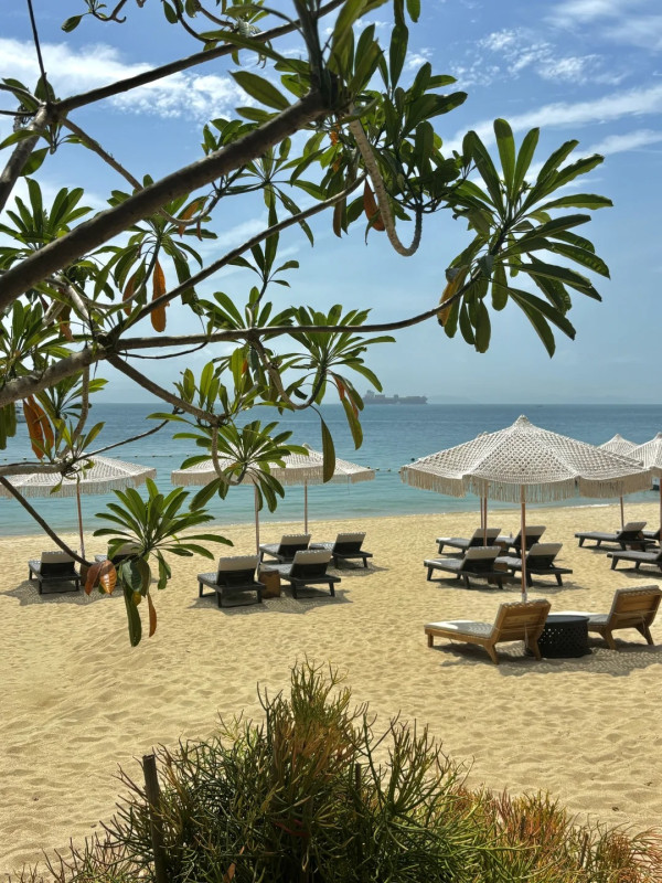 深圳無敵玻璃海度假酒店!懸崖禮堂、無邊際泳池!SPA、遊艇體驗、牛扒鵝肝餐廳