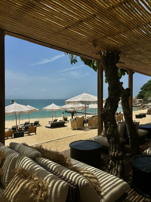 深圳無敵玻璃海度假酒店!懸崖禮堂、無邊際泳池!SPA、遊艇體驗、牛扒鵝肝餐廳