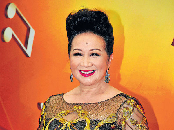 女人7種痣面相位置解析吉凶運勢-額頭痣