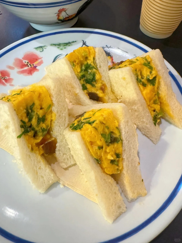 港式奶茶推介︱全港10大必飲港式奶茶！70年絲襪奶茶始祖／絕無僅有微醺瓦煲香／金茶王冠軍坐鎮