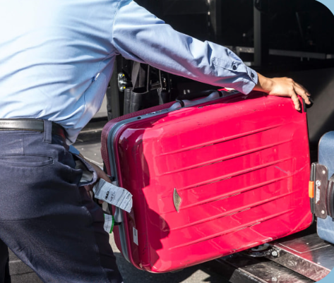 利木津巴士有行李廂（圖片︰hankyu-kankobus-co-jp-t.athp.transer.com）