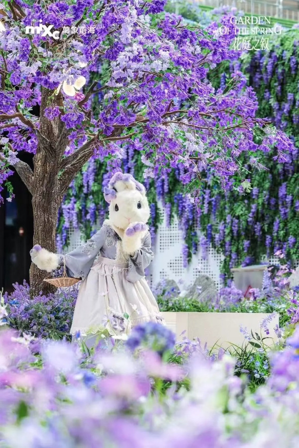 深圳萬象前海推「花庭之敘」 藍花楹仿真花/浪漫純白小屋/噴水池 打卡必去！ 