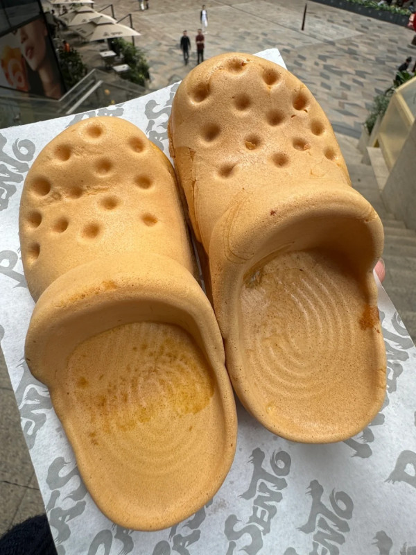 深圳奇特造型雞蛋仔引關注 網友反應兩極：看起來好臭 