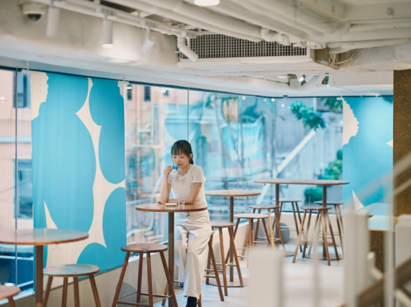 Marimekko x Blue Bottle Coffee 聯名系列登場！咖啡杯／隨行杯／圍裙限量發售