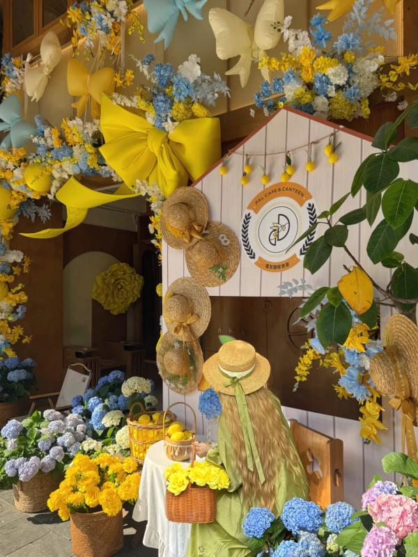 深圳打卡Cafe｜檸檬黃主題繡球花木屋Cafe！巨型玫瑰！必食鮮果窩夫/黑松露意粉！ 