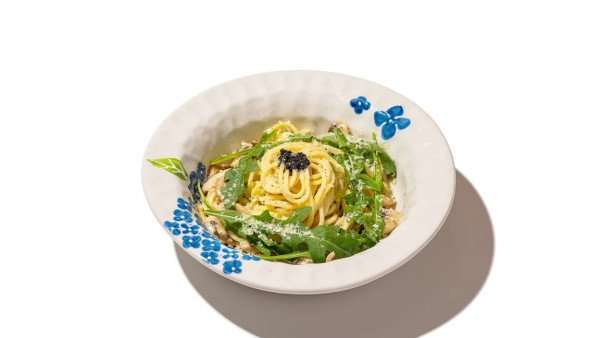 深圳打卡Cafe｜檸檬黃主題繡球花木屋Cafe！巨型玫瑰！必食鮮果窩夫/黑松露意粉！ 