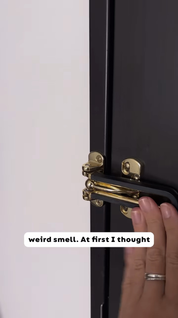 外國女遊日住APA酒店 床下竟藏陌生男 驚恐對望三秒鐘 