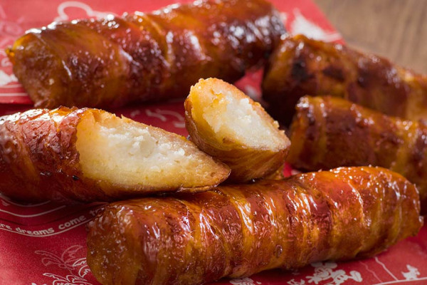 豬肉飯糰卷(圖片來源:東京迪士尼) 豬肉飯糰卷(圖片來源:東京迪士尼)