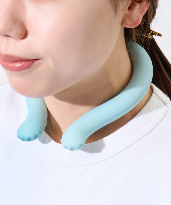 日本3COINS夏天消暑好物 必買最新背包冷感墊/冷凍頸圈/傘下風扇夾 