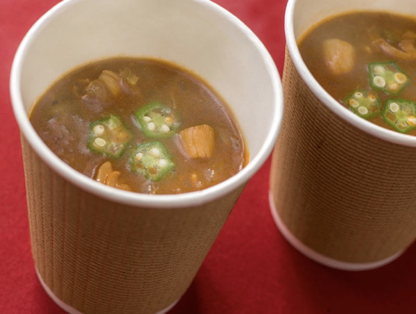 秋葵濃湯(圖片來源:東京迪士尼) 秋葵濃湯(圖片來源:東京迪士尼)