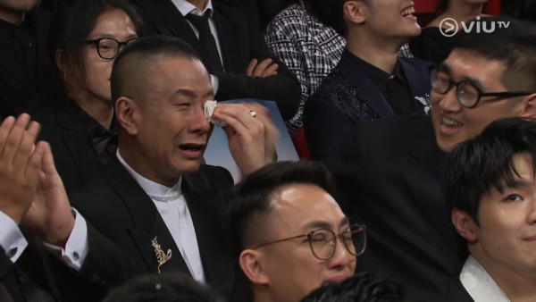 金像獎2026｜黃淑蔓11年後奪獎感言致謝爸爸 鏡頭誤切朱栢康爆喊畫面瘋傳