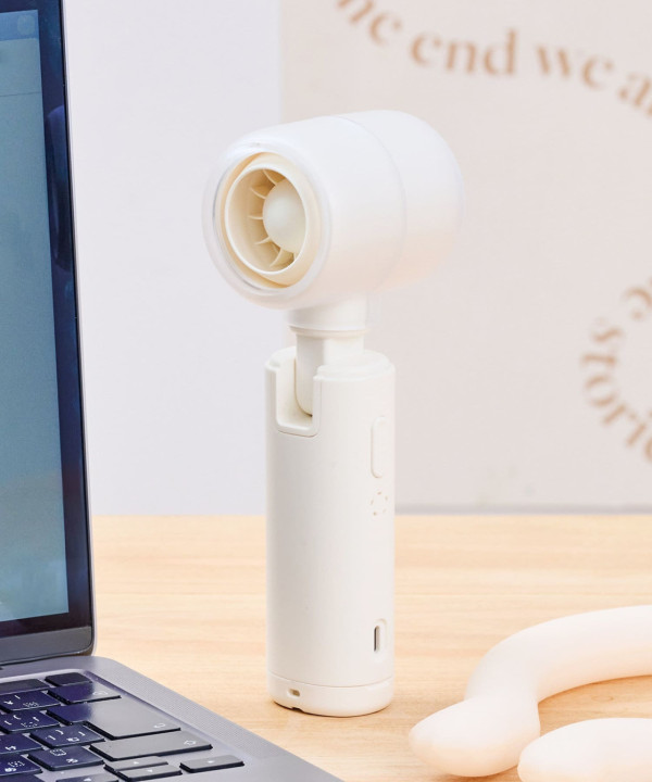 日本3COINS夏天消暑好物 必買最新背包冷感墊/冷凍頸圈/傘下風扇夾 