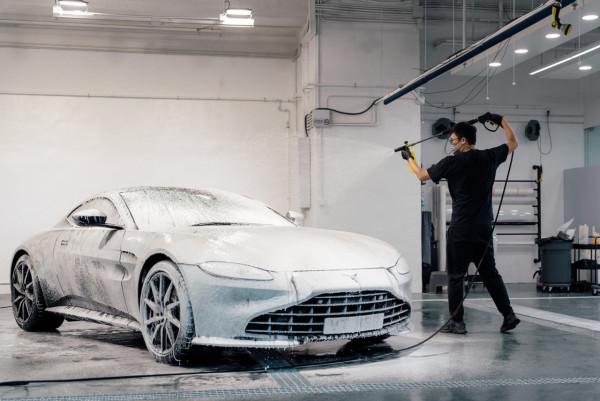 【汽車鍍膜DIY攻略】自己鍍膜不求人教學！準備工作、保養維護、注意事項