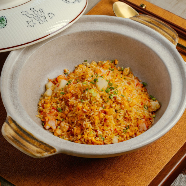 結業變裝修！文苑飯莊改名重開 曾涉假食評爭議 網民質疑轉手洗底