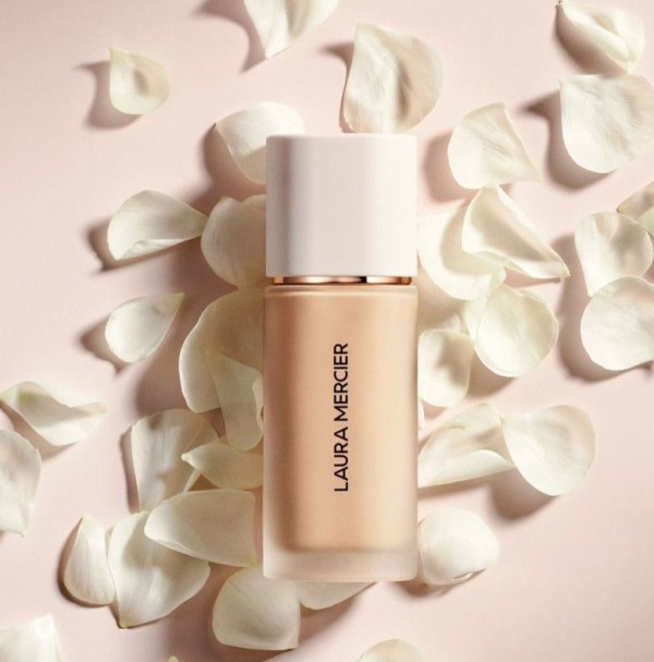 Laura Mercier 純淨無瑕柔霧粉底液