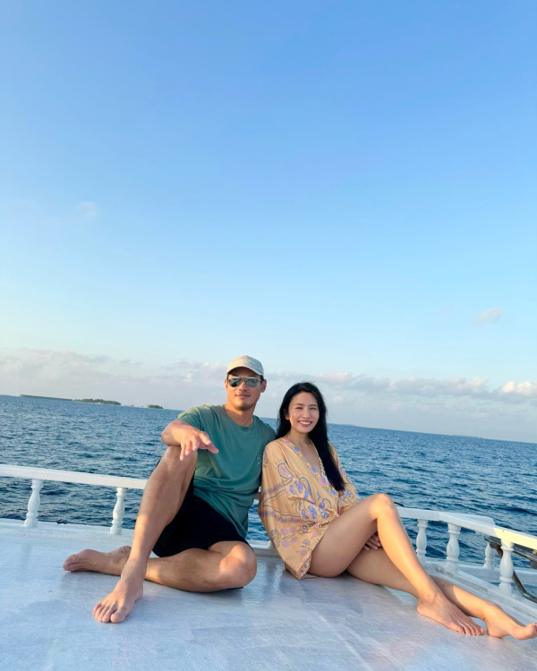 Coffee馬爾代夫泳裝曬火辣身材 驕人上圍+馬甲線惹網友羨慕!