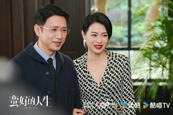 胡杏兒帶大仔遊北京憶當年 丈夫陷擁抱者風波 疑遠離是非散心 