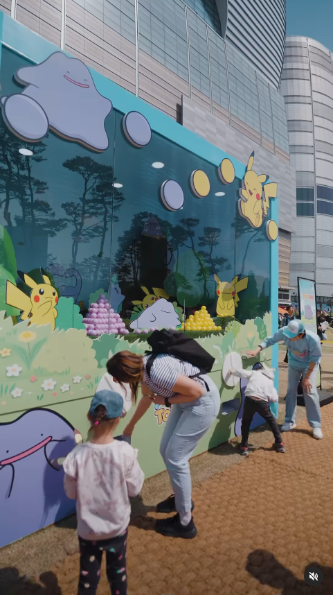 首爾春日限定「寶可夢小鎮2025」！6大主題展區 百變怪公園/巨型百變怪版比卡超 