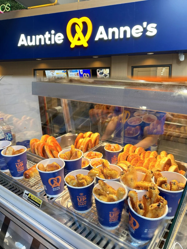 Auntie Anne’s 銅鑼灣開分店 即叫即製／手工製蝴蝶餅／肉桂脆餅
