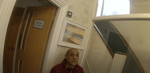 酒店經理藉職務滿足舔足癖 女遊客深夜驚見被舔腳 犯人下場慘了