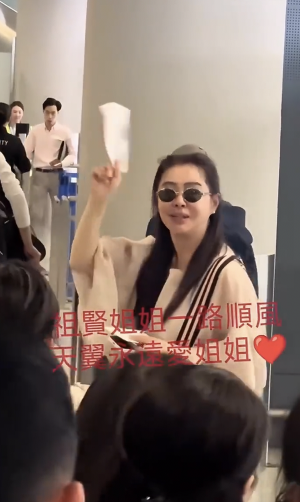 王祖賢58歲真實容貌曝光！極罕除口罩生圖被瘋傳網民意見兩極！