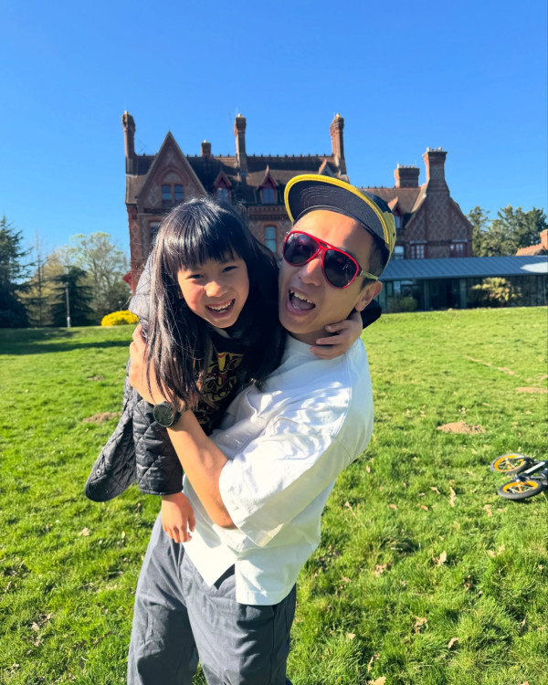 41歲女星與老公英國街頭鬧交 相識25年被狂數三大「罪行」 