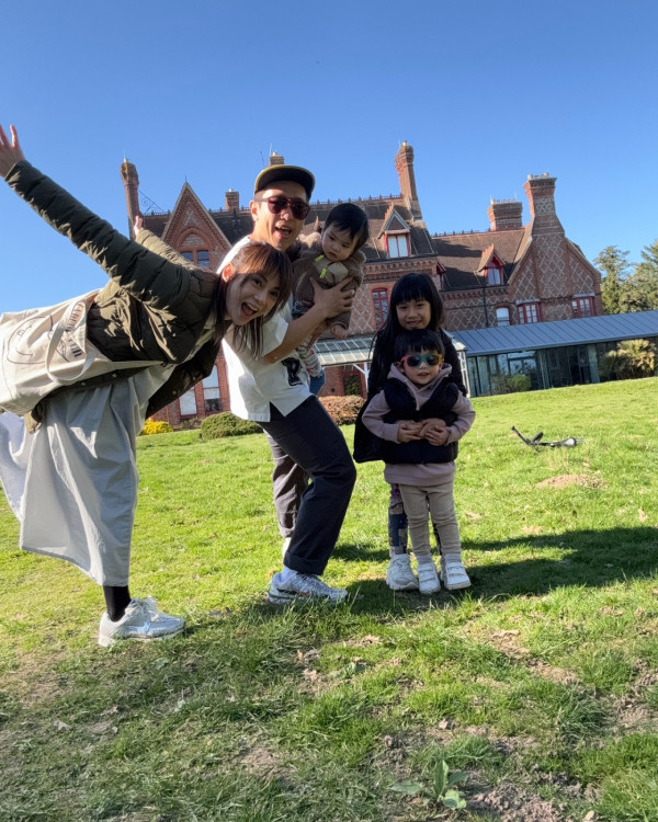 41歲女星與老公英國街頭鬧交 相識25年被狂數三大「罪行」 