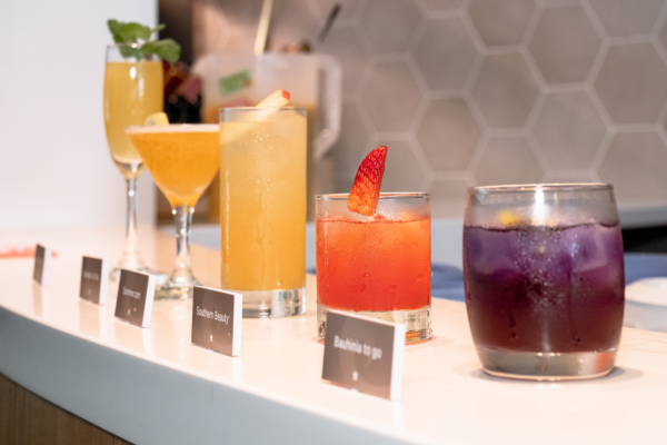 香港航空宣布新定位+升級服務！經濟艙包23kg託運行李/網上預辦登機免費揀位 