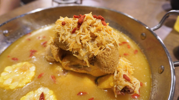 灣仔美食｜珍姐舊班底另起爐灶！豪牛火鍋店新張開業免費送封門牛柳  新鮮現宰本地牛不同部位/封門柳/牛胸爽/五花趾 