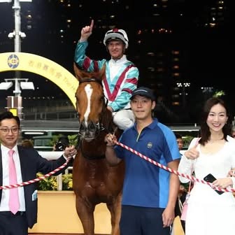 前新聞主播周嘉儀百萬愛馬仕手袋櫃極震撼 半山豪宅內貌曝光！落地窗睇無敵海景