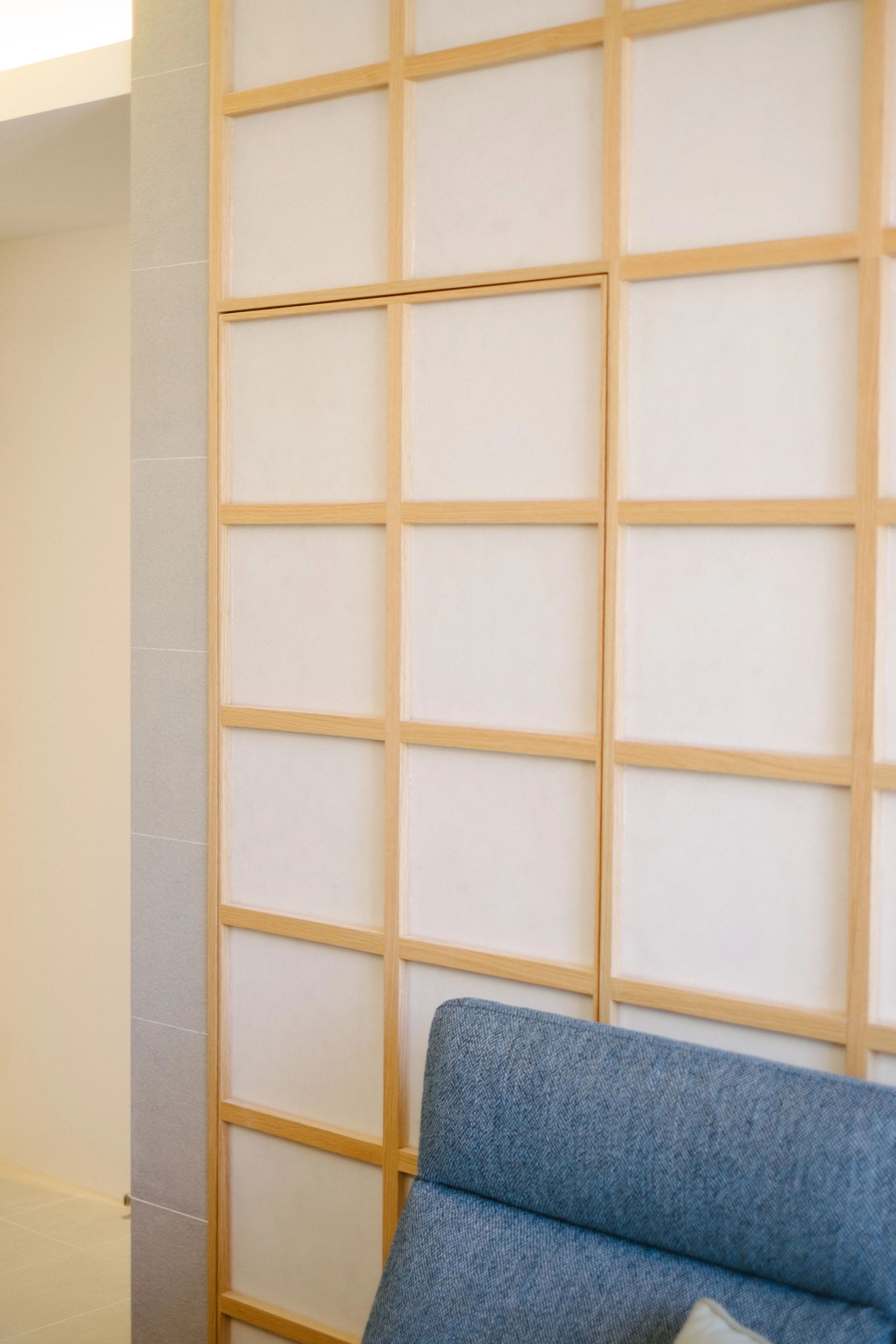 居屋裝修｜新蒲崗390呎居屋變身日式家居 仿日式屏風特色牆 原木風簡約明亮