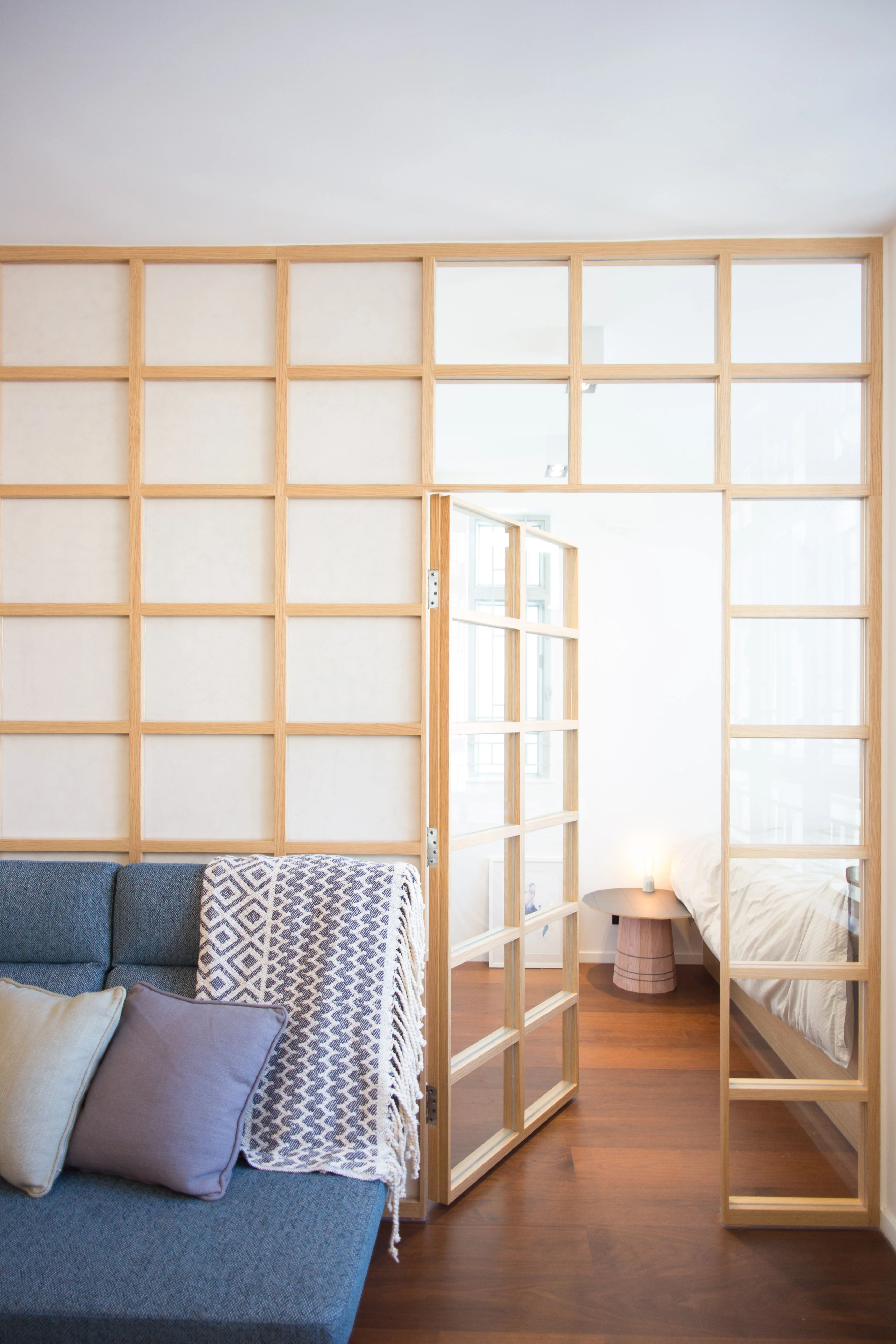 居屋裝修｜新蒲崗390呎居屋變身日式家居 仿日式屏風特色牆 原木風簡約明亮