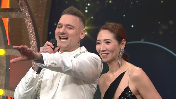 中年好聲音3｜8強戰評審王馨平給出3個20分 趙浚承愛妻親臨現場打氣