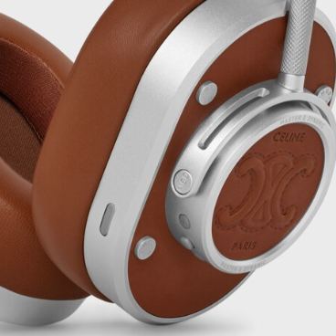 CELINE聯乘Master & Dynamic打造Triomphe Logo耳罩式耳機