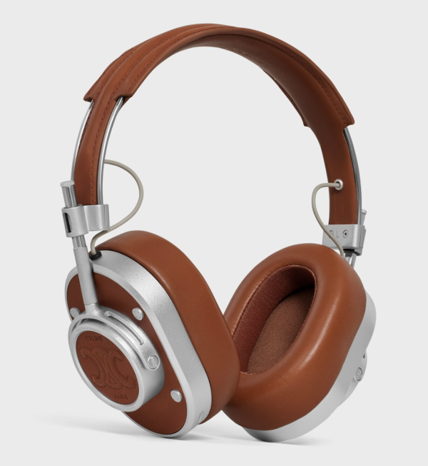 CELINE聯乘Master & Dynamic打造Triomphe Logo耳罩式耳機