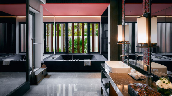 杭州四星級酒店爆離奇衛生醜聞 枕頭套竟印著醫院標籤 官方這樣解釋 