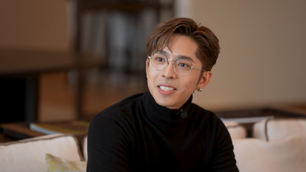 呂濤米Lo Seoul｜MIRROR「妹豬組」遊韓國 重現《單身即地獄》曖昧場面 