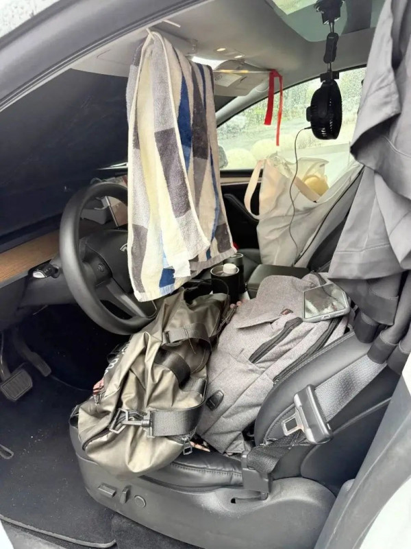 網片直擊｜疑似碰瓷黨出沒 網民：「點解香港會變成咁嘅地步」