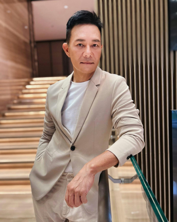 近年張兆輝甚少拍劇，現時主要經營內地社交平台，事業發展有聲有色。