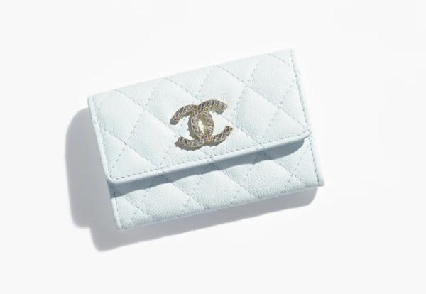 母親節禮物推薦2025|4. CHANEL 2025 春夏系列 垂蓋卡片套