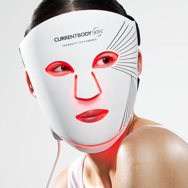 母親節禮物推薦2025|11. CurrentBody Skin LED Light Therapy Face Mask: Series 2