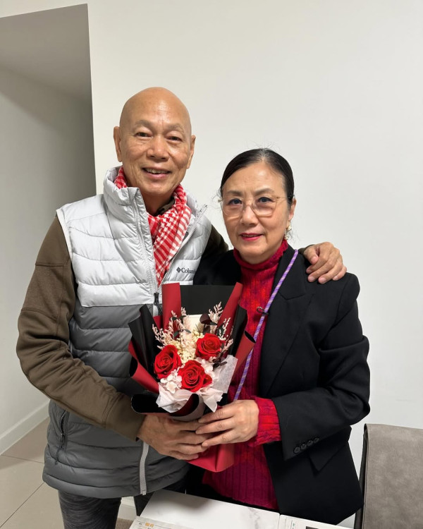 汪明荃羅家英結婚16周年甜蜜晒心意卡！二人肉麻暱稱曝光閃爆網民！