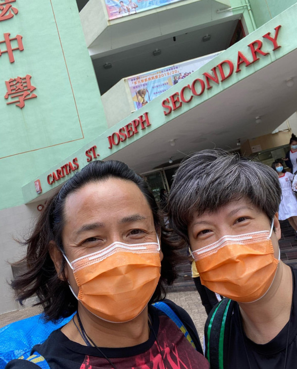 黃澤鋒58歲太太報喜懷第二胎！凸肚公布喜訊：愛的續約成功