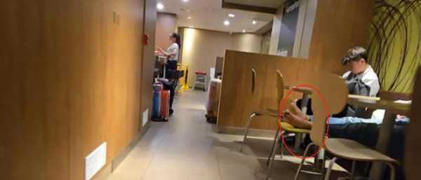 十一黃金周|24小時麥當勞睡滿背囊客 周圍擺滿行李店員每小時叫醒一次