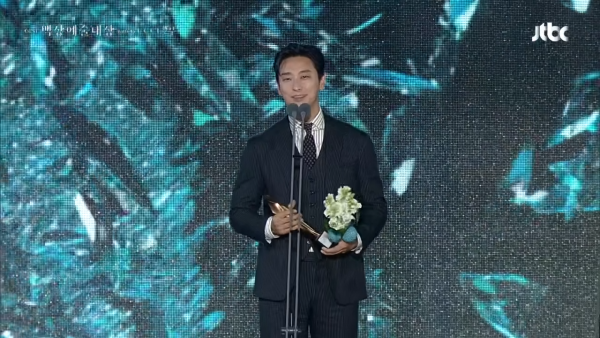 朱智勛獲封百想視帝（圖片來源：YouTube@@Baeksang）