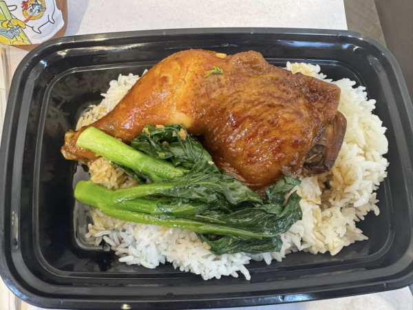 灣仔老闆娘家常飯$1原隻雞髀  每日限量供應／$39任食任飲兩餸飯