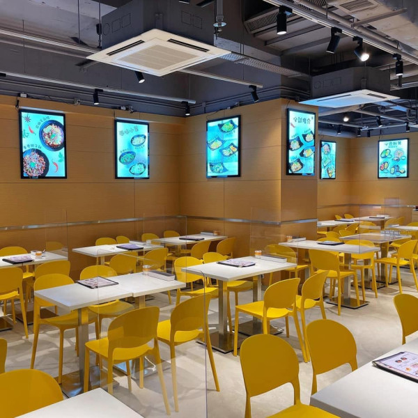 傷心酸辣粉十餸飯放題$55起！再多一間分店供應！任食60分鐘 千島沙拉骨／手撕雞／蠔餅／鹹蛋黃雞翼